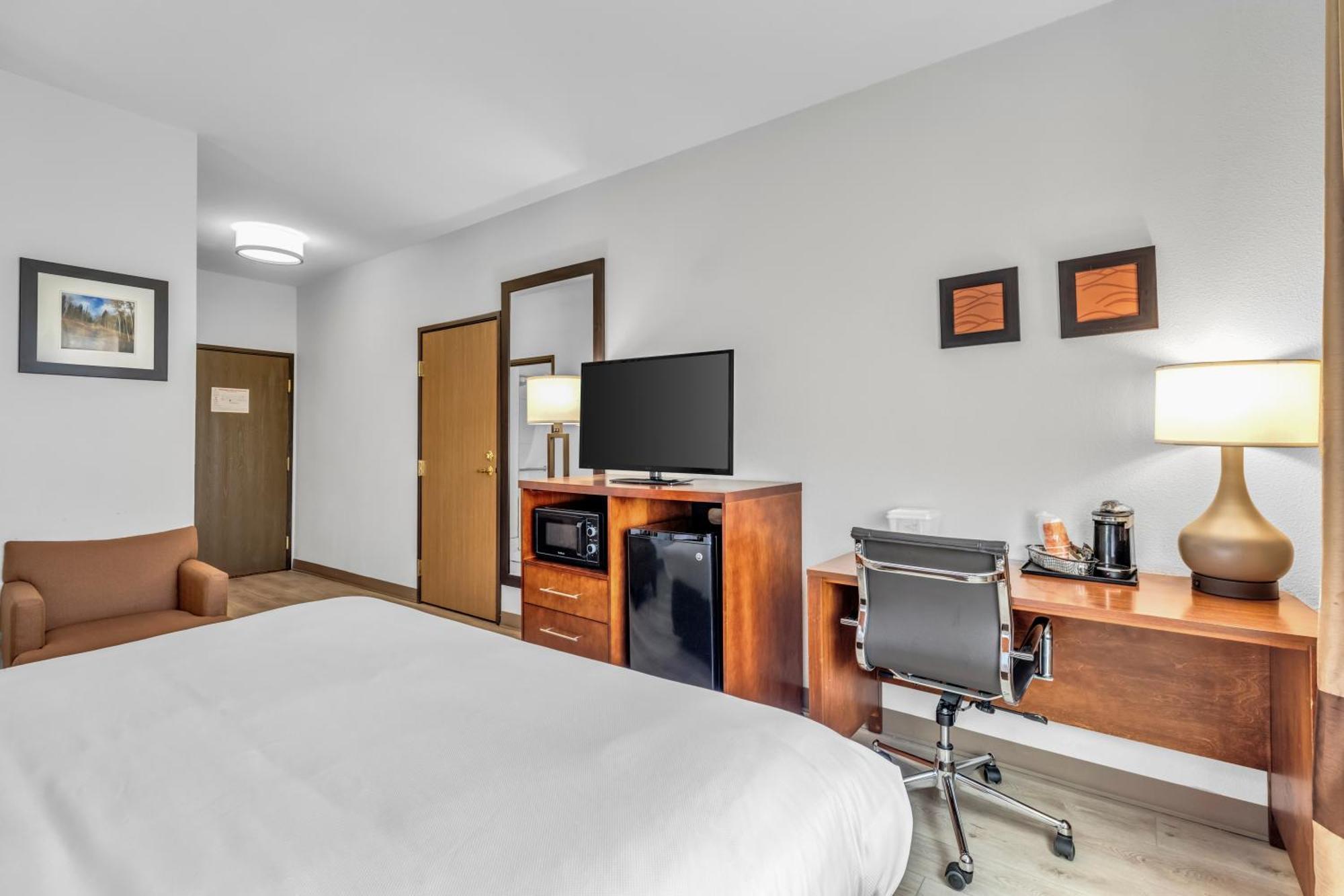 Comfort Inn Denver West Arvada Station Wheat Ridge Exterior photo